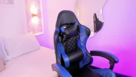 Snapshot of blair12_ chatting on 07-02-26, 03:23 B L A I R online show from 07-02-26, 03:23