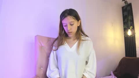 Snapshot of blairandbriar chatting on 12-01-25, 02:11 blairandbriar online show from 12-01-25, 02:11