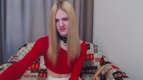 Snapshot of blaire_18 chatting on 01-03-25, 06:33 blaire 18 online show from 01-03-25, 06:33