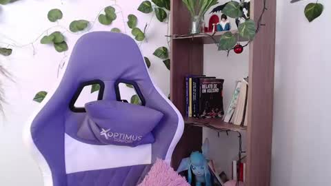   online show from 03-01-25, 04:33