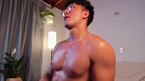 Snapshot of blake_levi chatting on 01-09-25, 05:44 Blake Levi Independent Model online show from 01-09-25, 05:44