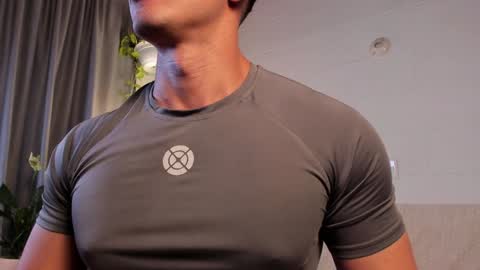 Snapshot of blake_levi chatting on 02-08-25, 03:08 Blake Levi Independent Model online show from 02-08-25, 03:08