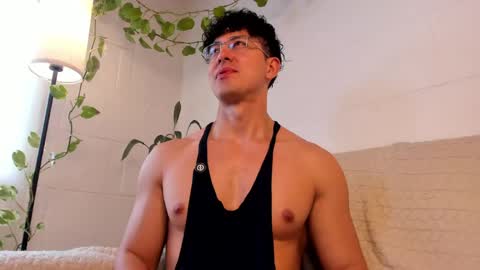 Snapshot of blake_levi chatting on 05-08-26, 04:45 Blake Levi Independent Model online show from 05-08-26, 04:45