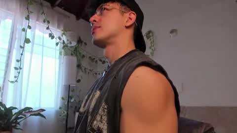 Snapshot of blake_levi chatting on 07-14-26, 03:07 Blake Levi Independent Model online show from 07-14-26, 03:07