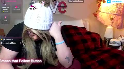 Snapshot of blakelytgirl chatting on 02-25-25, 06:14 Blakely Morningstar online show from 02-25-25, 06:14