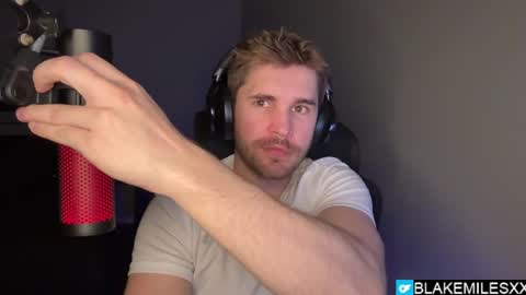 Blake Miles online show from 04-05-26, 02:42