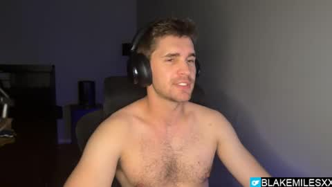 Snapshot of blakemiles2 chatting on 05-06-26, 02:08 Blake Miles online show from 05-06-26, 02:08