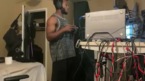 Blackjag00 online show from 09-29-25, 02:16