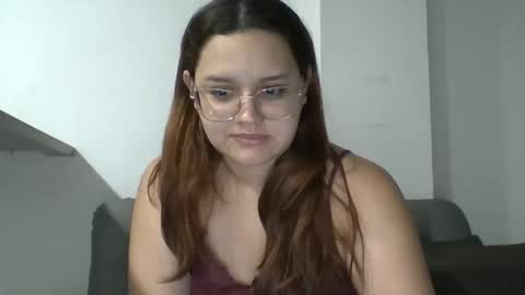 Snapshot of blanquita102530 chatting on 09-12-25, 01:49 Lary online show from 09-12-25, 01:49