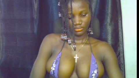 Snapshot of blaq_melanin chatting on 05-09-26, 09:47 nikky00 online show from 05-09-26, 09:47