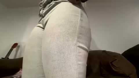 Snapshot of blasiangyal chatting on 02-13-26, 06:59 blasiangyal online show from 02-13-26, 06:59