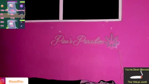 Snapshot of blazedpaux chatting on 06-10-26, 05:50 Pau online show from 06-10-26, 05:50