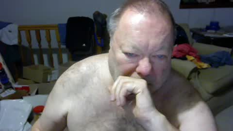 Snapshot of blemon32 chatting on 12-21-24, 01:32 Bob online show from 12-21-24, 01:32