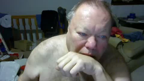 Snapshot of blemon32 chatting on 12-22-24, 12:16 Bob online show from 12-22-24, 12:16