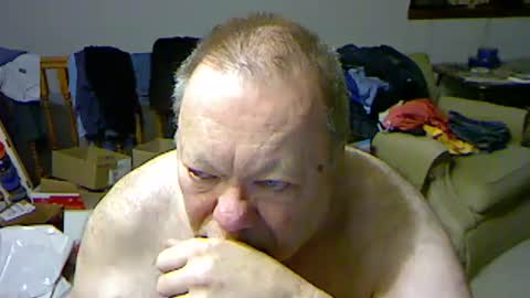 Snapshot of blemon32 chatting on 12-25-24, 12:05 Bob online show from 12-25-24, 12:05