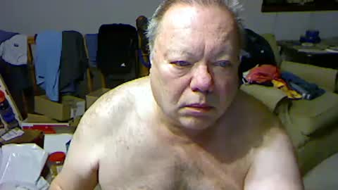 Snapshot of blemon32 chatting on 01-07-25, 01:03 Bob online show from 01-07-25, 01:03