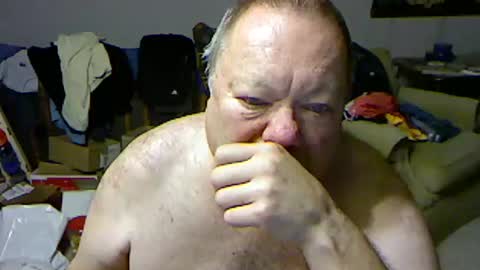 Snapshot of blemon32 chatting on 01-11-25, 12:18 Bob online show from 01-11-25, 12:18