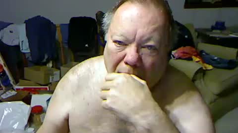 Snapshot of blemon32 chatting on 02-02-25, 12:24 Bob online show from 02-02-25, 12:24