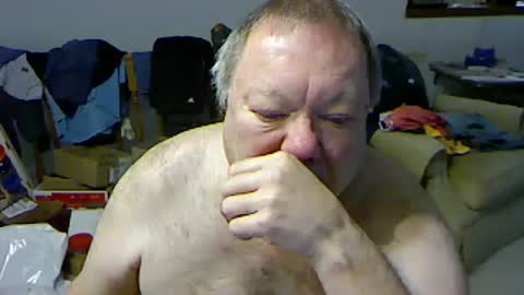 Snapshot of blemon32 chatting on 03-08-25, 01:47 Bob online show from 03-08-25, 01:47