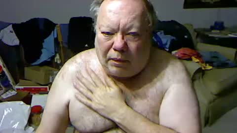 Snapshot of blemon32 chatting on 03-09-25, 11:47 Bob online show from 03-09-25, 11:47