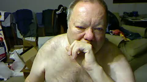 Snapshot of blemon32 chatting on 09-17-25, 11:12 Bob online show from 09-17-25, 11:12