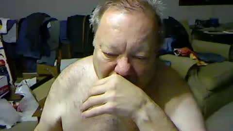 Snapshot of blemon32 chatting on 09-29-25, 10:53 Bob online show from 09-29-25, 10:53