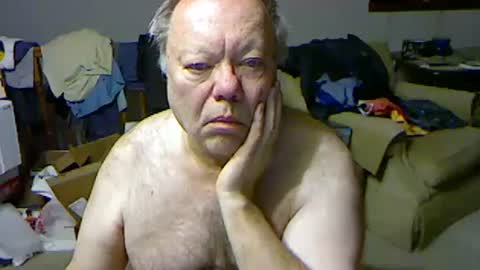 Snapshot of blemon32 chatting on 10-11-25, 10:47 Bob online show from 10-11-25, 10:47