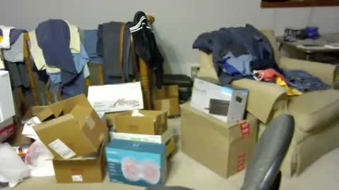 Snapshot of blemon32 chatting on 10-12-25, 12:37 Bob online show from 10-12-25, 12:37