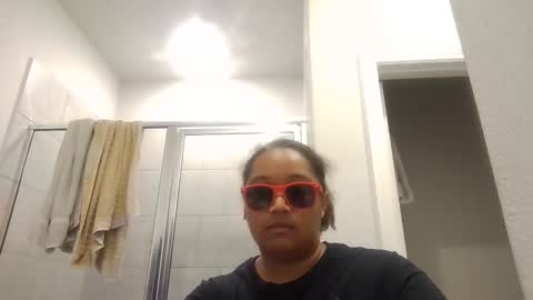 Snapshot of blessica_eddieluv6996 chatting on 02-09-26, 05:55 BLESSICA EDDIE LOVE online show from 02-09-26, 05:55