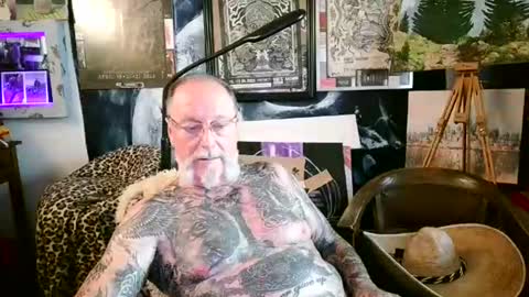 Snapshot of blindsurfer780299 chatting on 07-14-26, 08:41 blindsurfer780299 online show from 07-14-26, 08:41