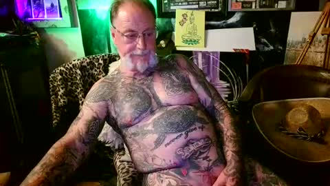 Snapshot of blindsurfer780299 chatting on 07-26-26, 09:11 blindsurfer780299 online show from 07-26-26, 09:11