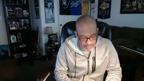 Snapshot of blk_nthick chatting on 02-12-25, 12:48 blk_nthick online show from 02-12-25, 12:48