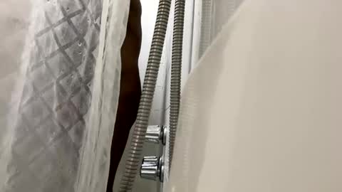 blkbiguncut10462 online show from 03-03-25, 11:56