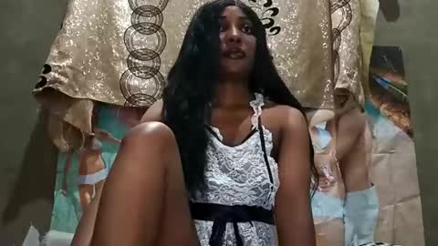 Lola online show from 03-17-26, 01:21