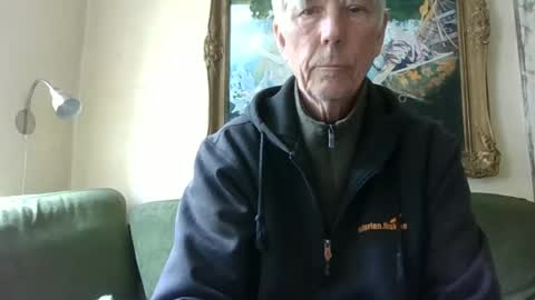 Snapshot of blomkuk chatting on 06-17-26, 08:39 blomkuk online show from 06-17-26, 08:39