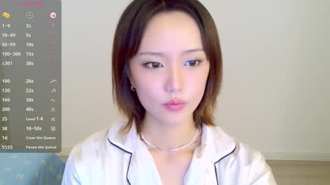 Snapshot of blon_kater chatting on 09-27-25, 07:46 YoYo online show from 09-27-25, 07:46