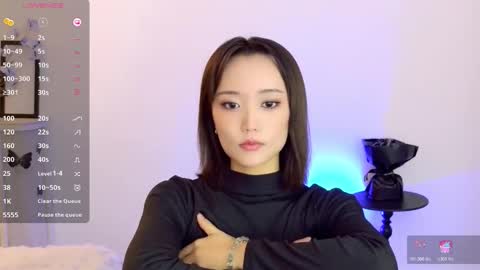 YoYo online show from 11-17-25, 03:01