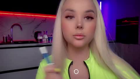 Lana online show from 02-21-25, 01:44