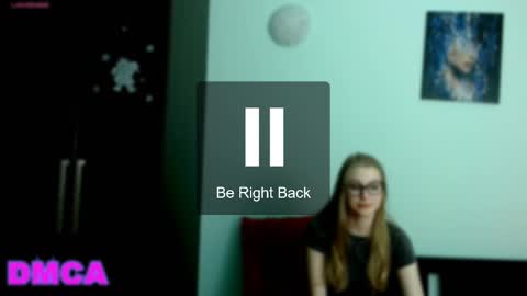 Snapshot of blond_foxy chatting on 12-17-24, 01:27 Blond Foxy online show from 12-17-24, 01:27