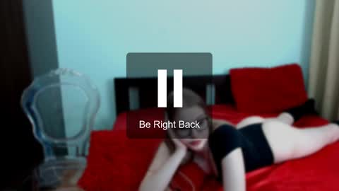 Snapshot of blond_foxy chatting on 01-08-25, 01:09 Blond Foxy online show from 01-08-25, 01:09