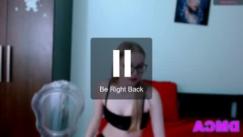 Snapshot of blond_foxy chatting on 01-22-25, 02:14 Blond Foxy online show from 01-22-25, 02:14