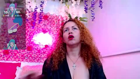 Snapshot of blonde_squirt_ chatting on 03-08-25, 07:05 blonde_squirt_ online show from 03-08-25, 07:05