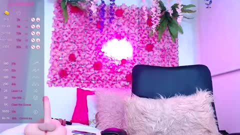 Snapshot of blonde_squirt_ chatting on 03-11-25, 04:21 blonde_squirt_ online show from 03-11-25, 04:21