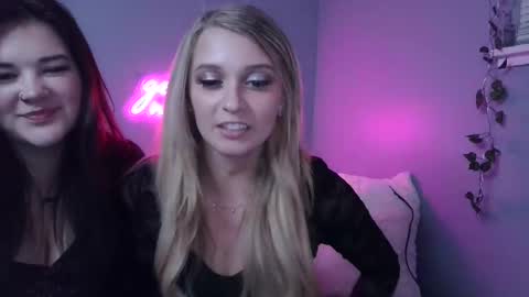 Blonde Stella online show from 01-19-25, 07:15