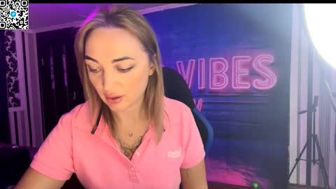 Snapshot of blonde_temptation chatting on 09-12-25, 10:15 Meryem online show from 09-12-25, 10:15