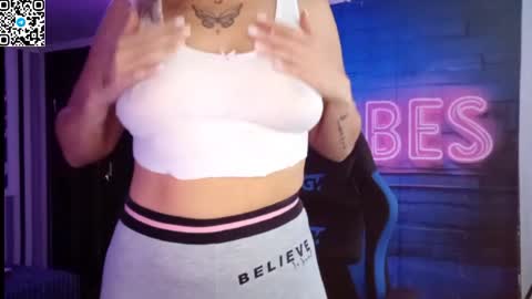 Snapshot of blonde_temptation chatting on 09-13-25, 12:05 Meryem online show from 09-13-25, 12:05