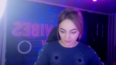 Snapshot of blonde_temptation chatting on 10-12-25, 06:07 Meryem online show from 10-12-25, 06:07