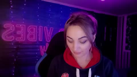 Snapshot of blonde_temptation chatting on 10-15-25, 07:03 Meryem online show from 10-15-25, 07:03