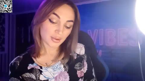 Snapshot of blonde_temptation chatting on 11-05-25, 07:52 Meryem online show from 11-05-25, 07:52