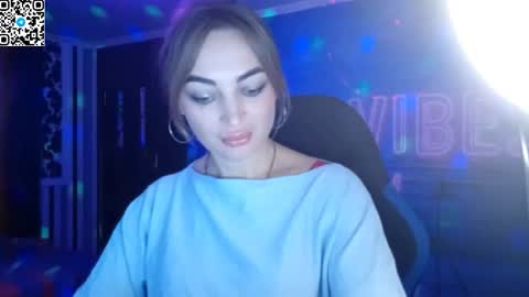 Snapshot of blonde_temptation chatting on 11-08-25, 08:36 Meryem online show from 11-08-25, 08:36